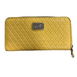 Tod’s Patent Leather Yellow Zip-around Wallet with Signature Diamond Pattern